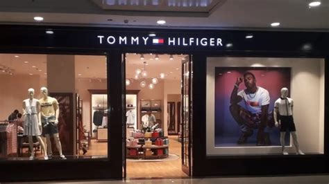 tommy hilfiger returns.